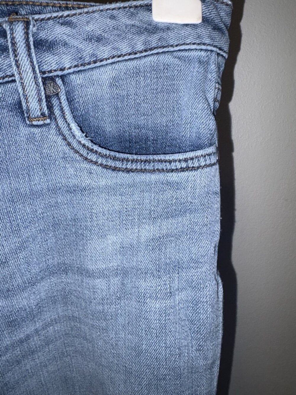 Kut from the Kloth Women's Straight Ankle Jeans Size 6 Button Fly - Picture 7 of 12
